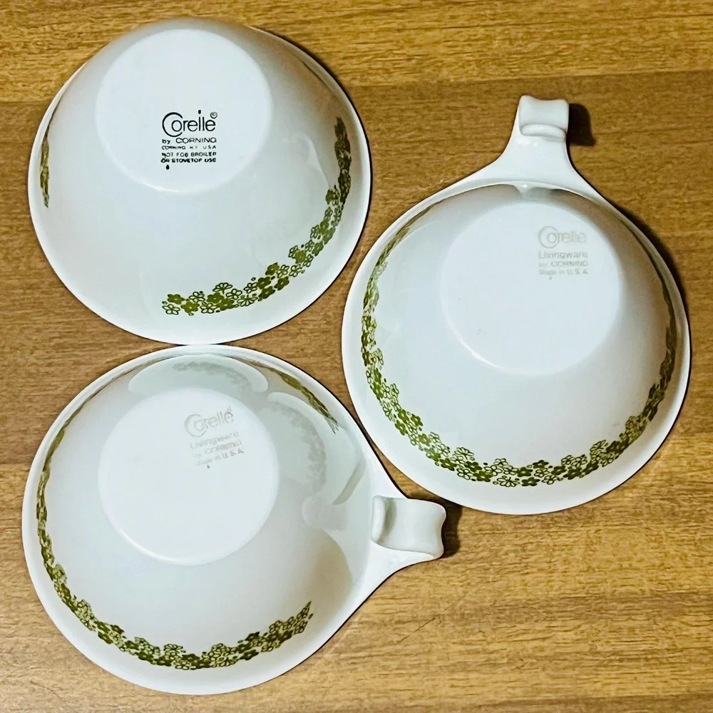 Vintage Corelle Spring Blossom Crazy Daisy Hook-Handle‎ Coffee Cups & Sugar Bowl